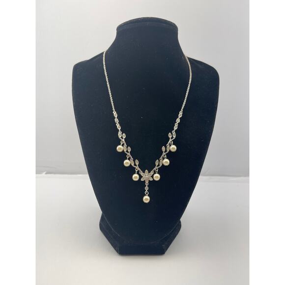 Vintage  Crown PD Delicate Faux Pearl Silver tone Chain Y Drop Necklace B18 - Picture 10 of 11